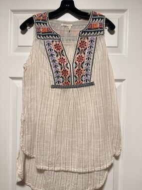 emory park Cream Sleeveless Embroidered Boho Camisole